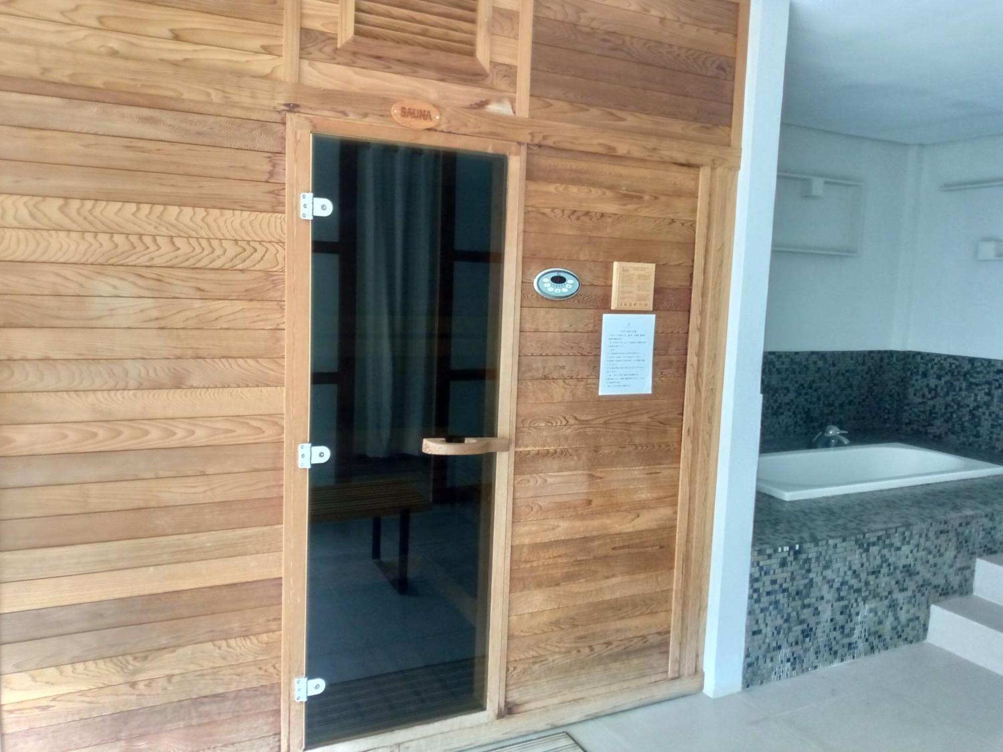 Mactan Newtown 8 Boulevard Deluxe Punta Engaño Eksteriør billede