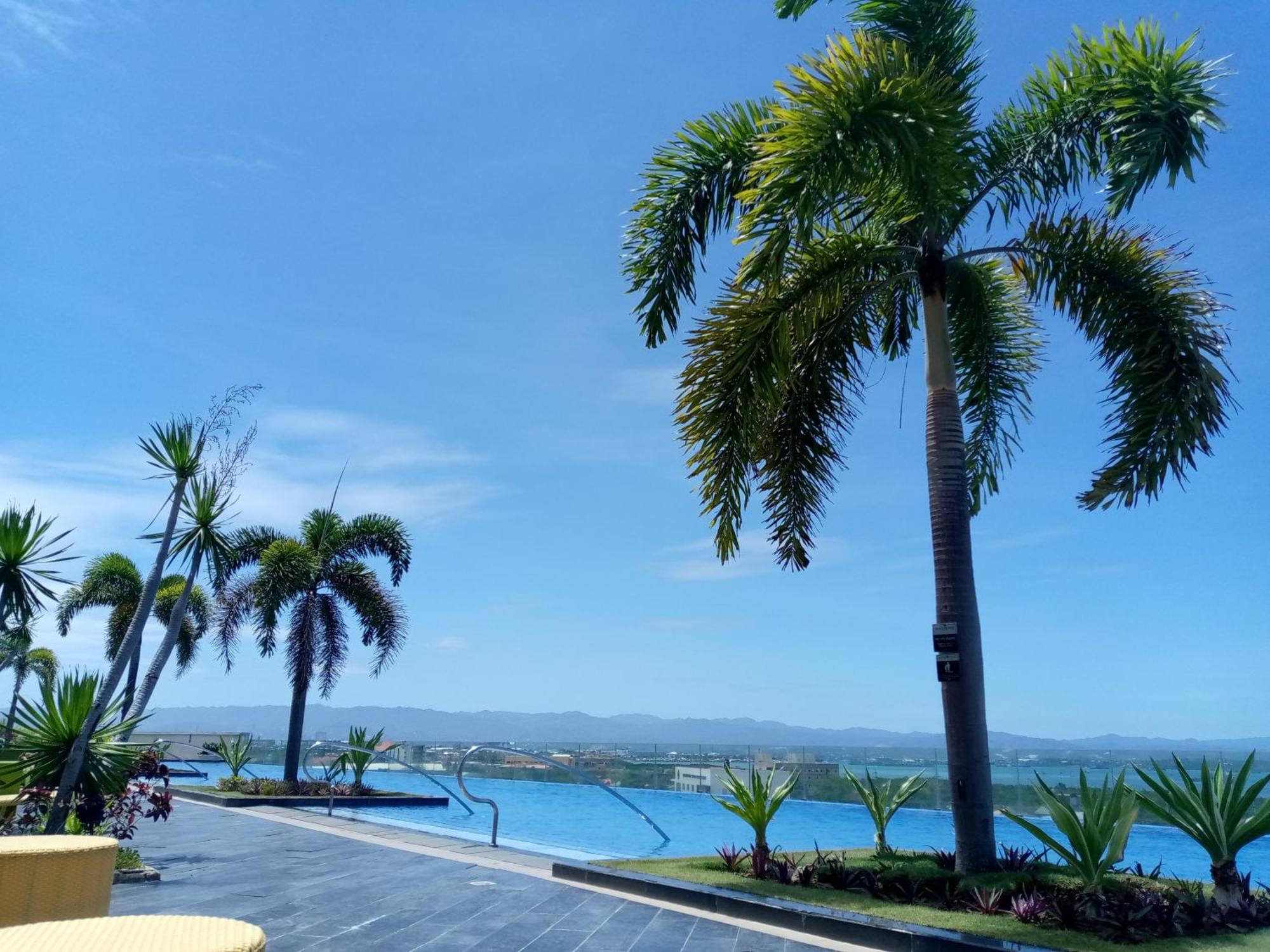 Mactan Newtown 8 Boulevard Deluxe Punta Engaño Eksteriør billede