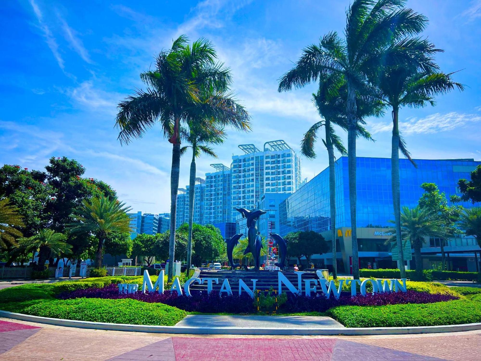 Mactan Newtown 8 Boulevard Deluxe Punta Engaño Eksteriør billede